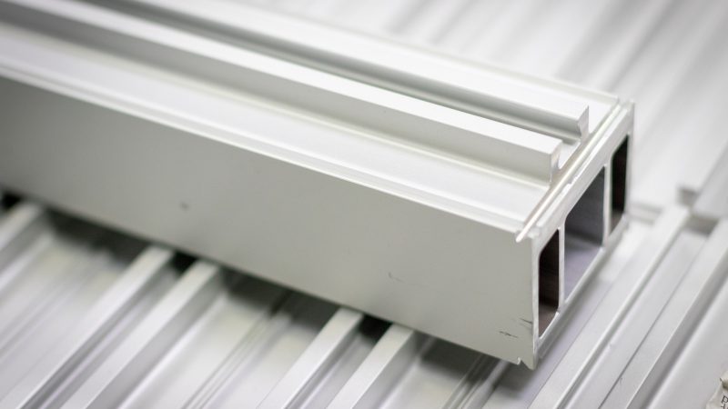 Profile aluminiowe konstrukcyjne - czym się cechują?