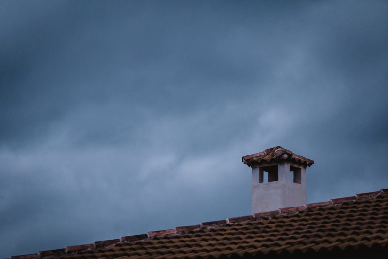 Wybór strażaków kominowych – zwiększ wydajność swojego komina